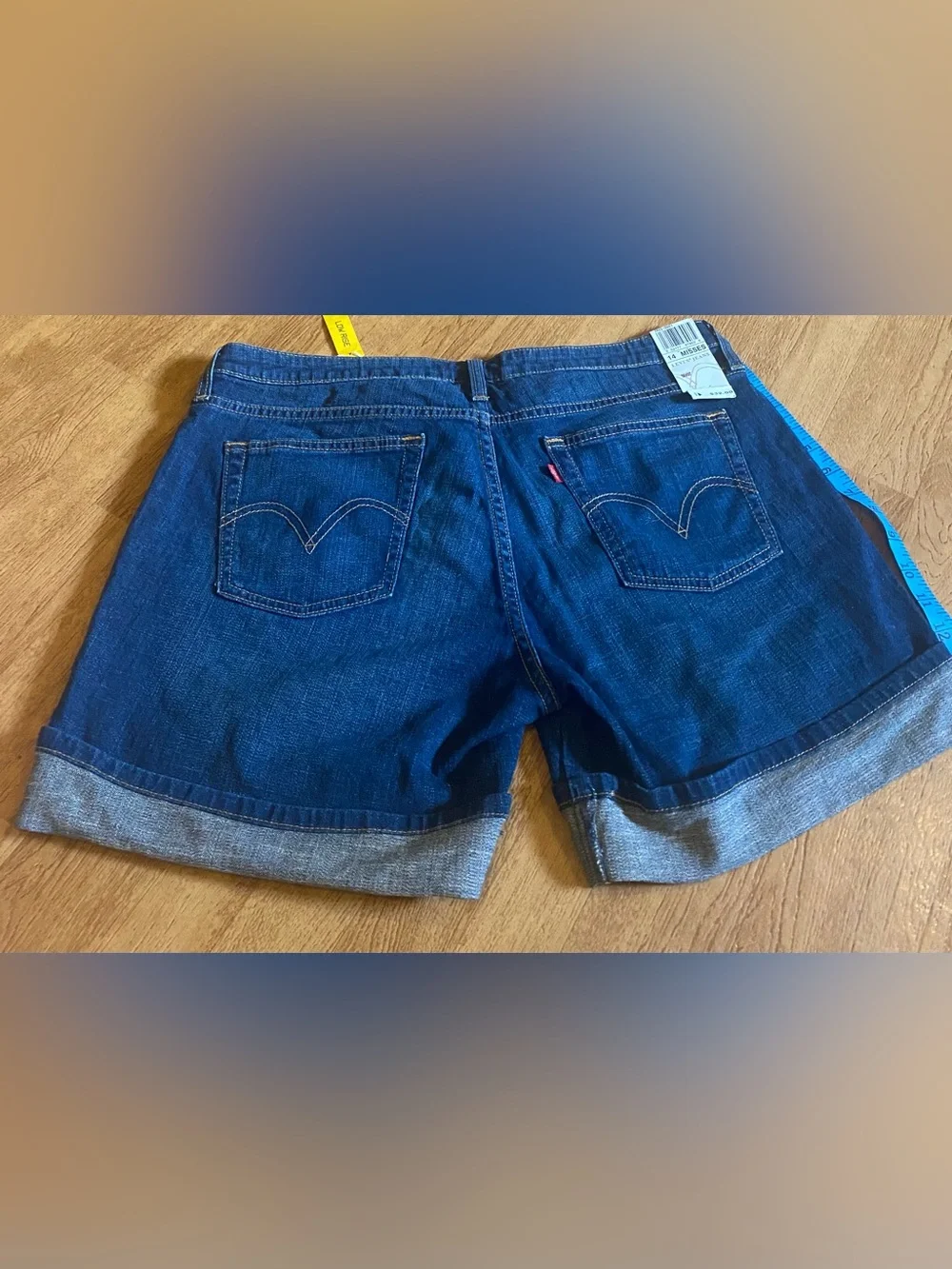 Levi’s 545 low rise shorts size 14 dark denim blue lily festival western boho